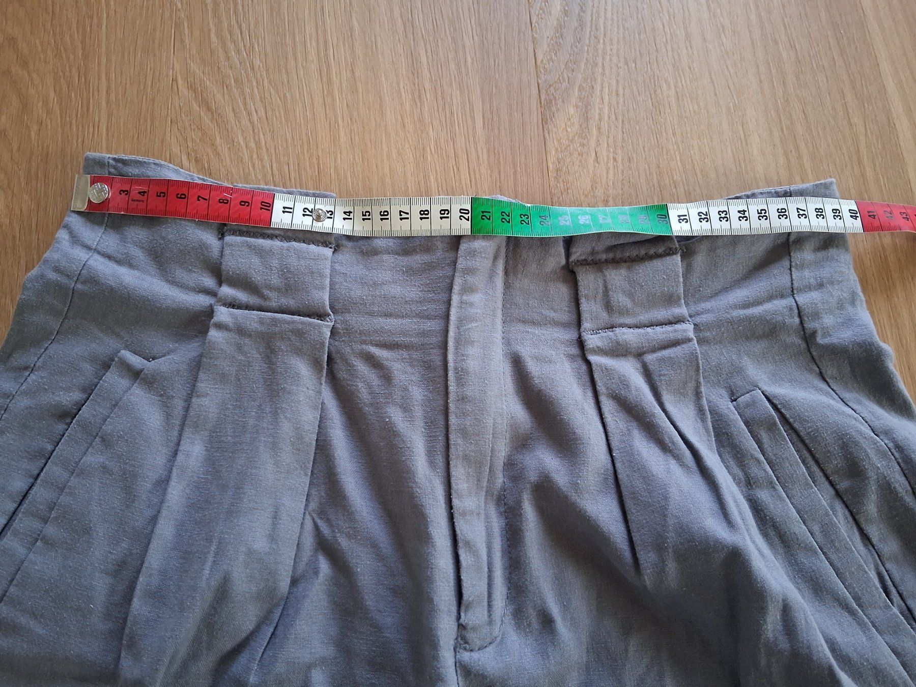 Pantaloni: Leinenshorts M – Usato da Lengnau AG venduto da Nathi88 3
