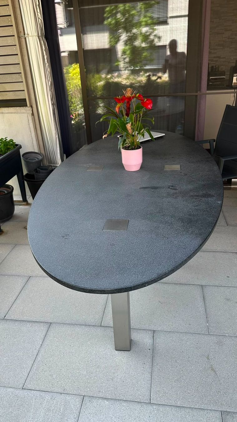 Tables: Granit Tisch – D'occasion à Bäretswil par mueller.baeretswil