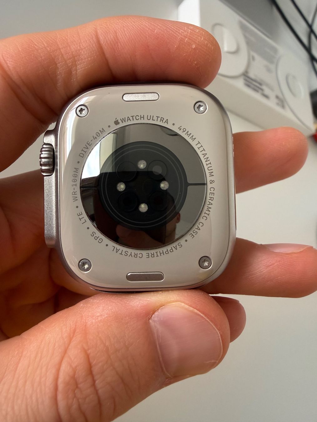 Apple Smartwatch: Apple Watch Ultra 1 mit Alpine Loop Armband – Usato da Härkingen venduto da Applemania 1