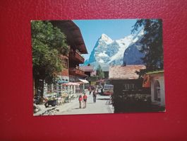 Mürren Bern Dorfpartie belebt mit Eiger