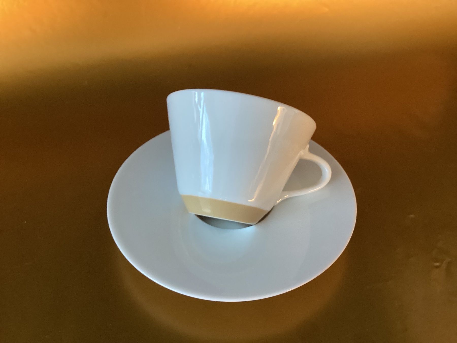 Nespresso Tassen: Nespresso / 6 Kaffeetassen mit Tellerli – Gebraucht aus Beinwil am See von kae_gh7c 4