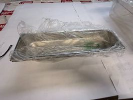 Posten mit 2 CNS Gastroschalen  (Lot 1381 A)