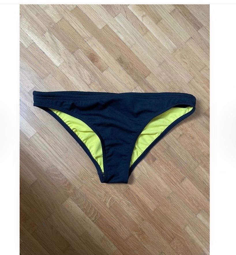 Arena Costumi da bagno & Bikini: Bas de maillot Arena noir taille M neuf – Usato da Martigny venduto da gai_2l9l