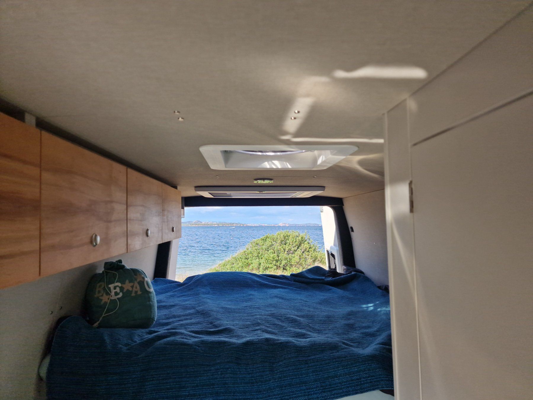 Mercedes-Benz Camping Fahrzeuge: Einzigartiger High-End Allrad Familien-Van Sprinter 4x4 – Neu (gemäss Beschreibung) aus Ossingen von creavan 9