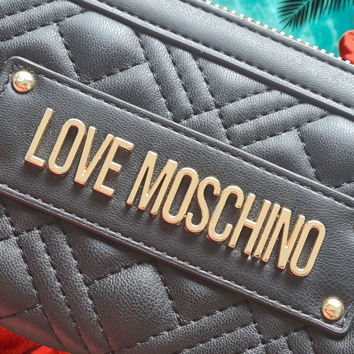 Moschino Portemonnaie: (NEUF)ORIGINAL/Porte-feuille "LOVE MOSCHINO" – Neu und originalverpackt aus Etoy von MyStyleMyMode 1