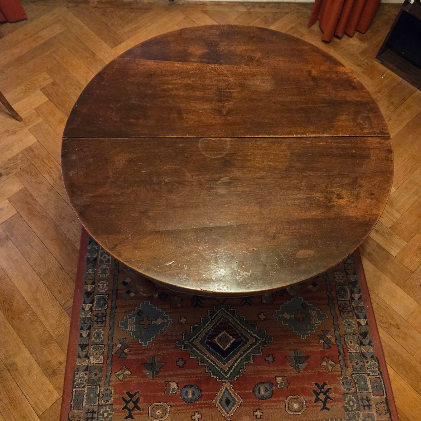Tische: Table ronde ancienne extensible – Gebraucht aus Conches von mrp_qpt5