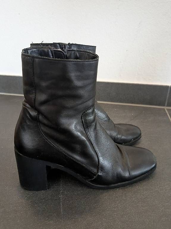 Scarpe da donna: Stiefeletten Zara 38 – Usato da Stäfa venduto da FloStauf 2