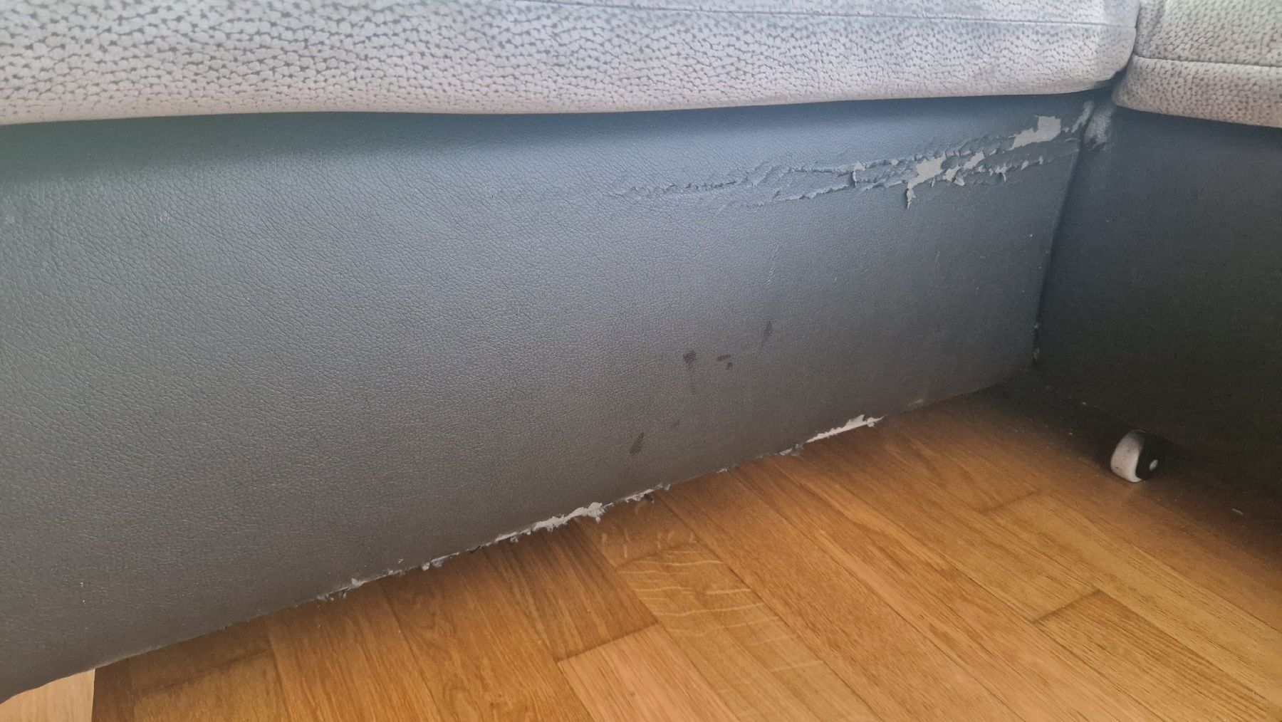 Sofas: Polstergarnitur/Sofa mit Schlaffunktion GRATIS – D'occasion à Sisseln AG par Andreas.Wa 2