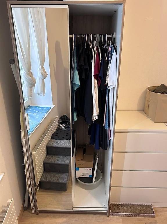 Ikea Armoires: Ikea KLEPPSTAD Kleiderschrank / Armoire – D'occasion à Neuchâtel par Danielax 2