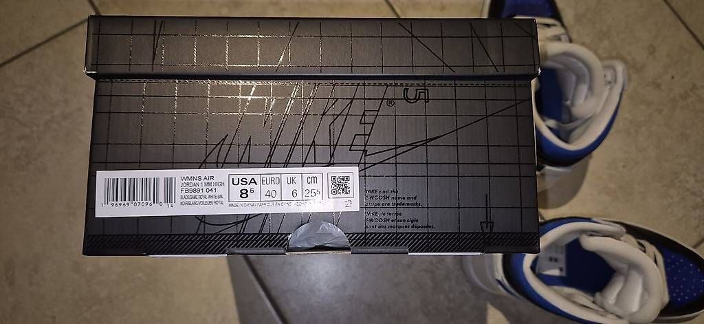Jordan Scarpe da uomo: Basket neuve Air Jordan 1 – Nuovo e nell'imballaggio originale da Ste-Croix venduto da kar_9x7w 3