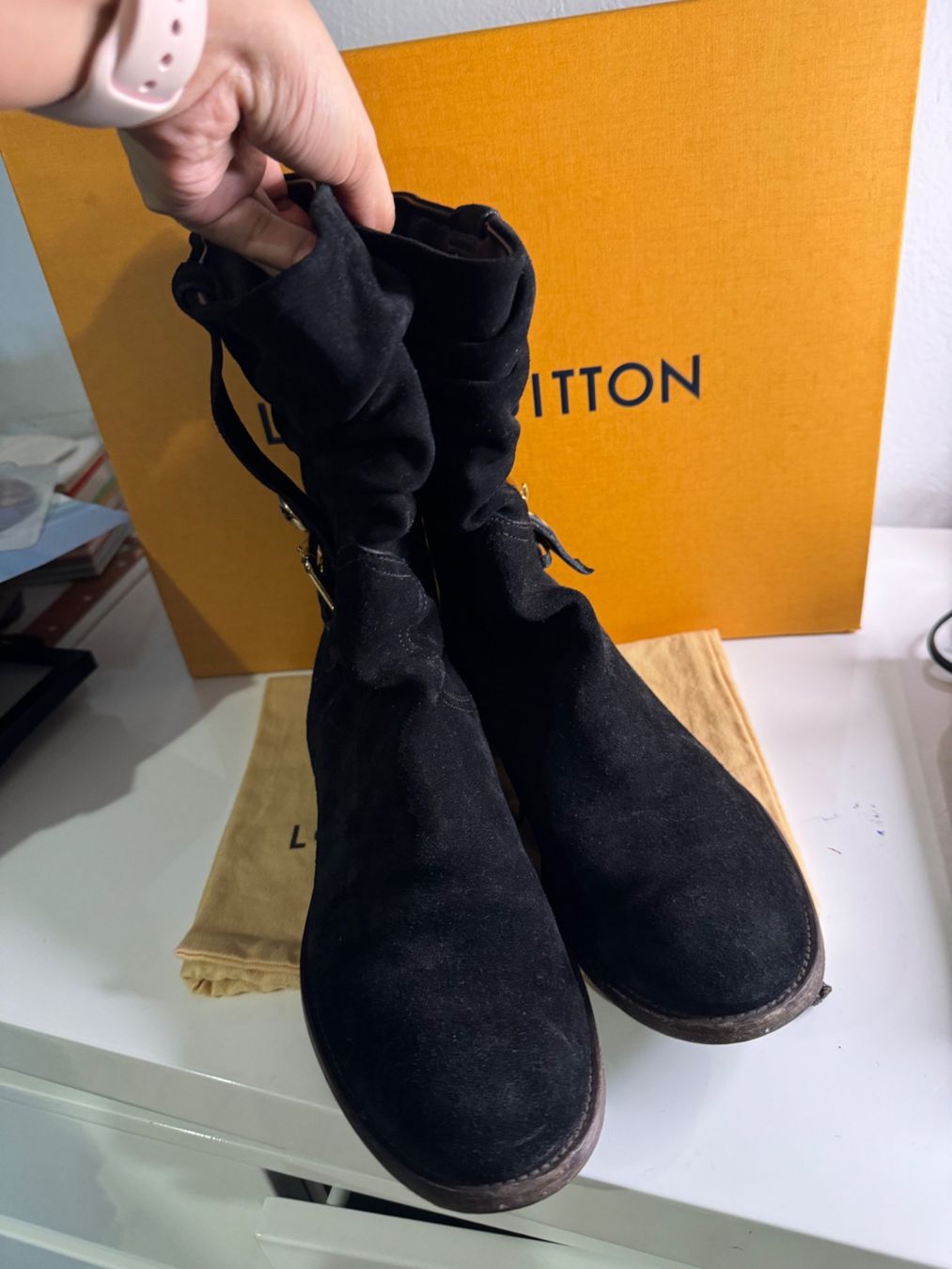Louis Vuitton Scarpe da donna: LOUIS VUITTON BOTTES – Usato da Les Geneveys-sur-Coffrane venduto da LVMM 2