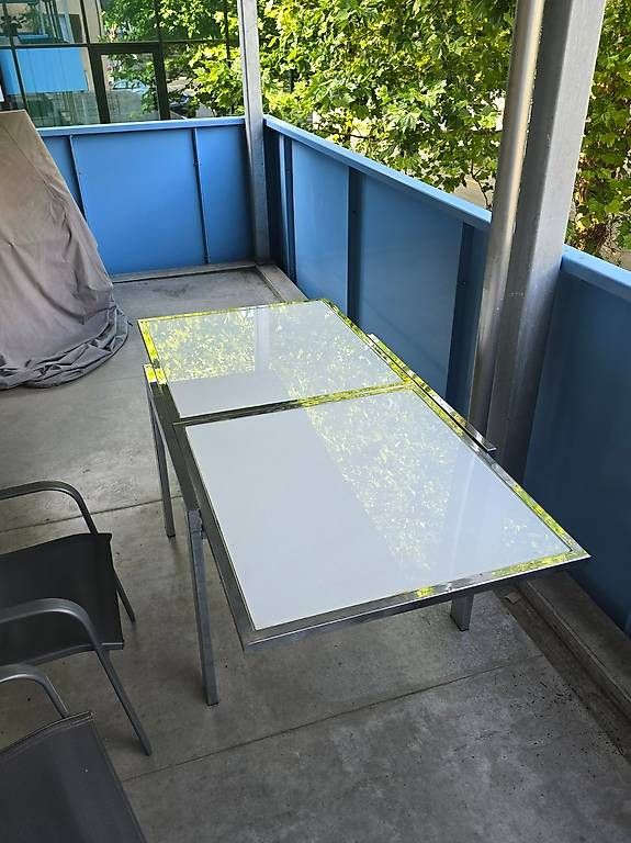 Tavoli: Gartentisch Glas/Chrom, ausziehbar, zu verschenken – Usato da Schaffhausen venduto da Fabian.Leu 2