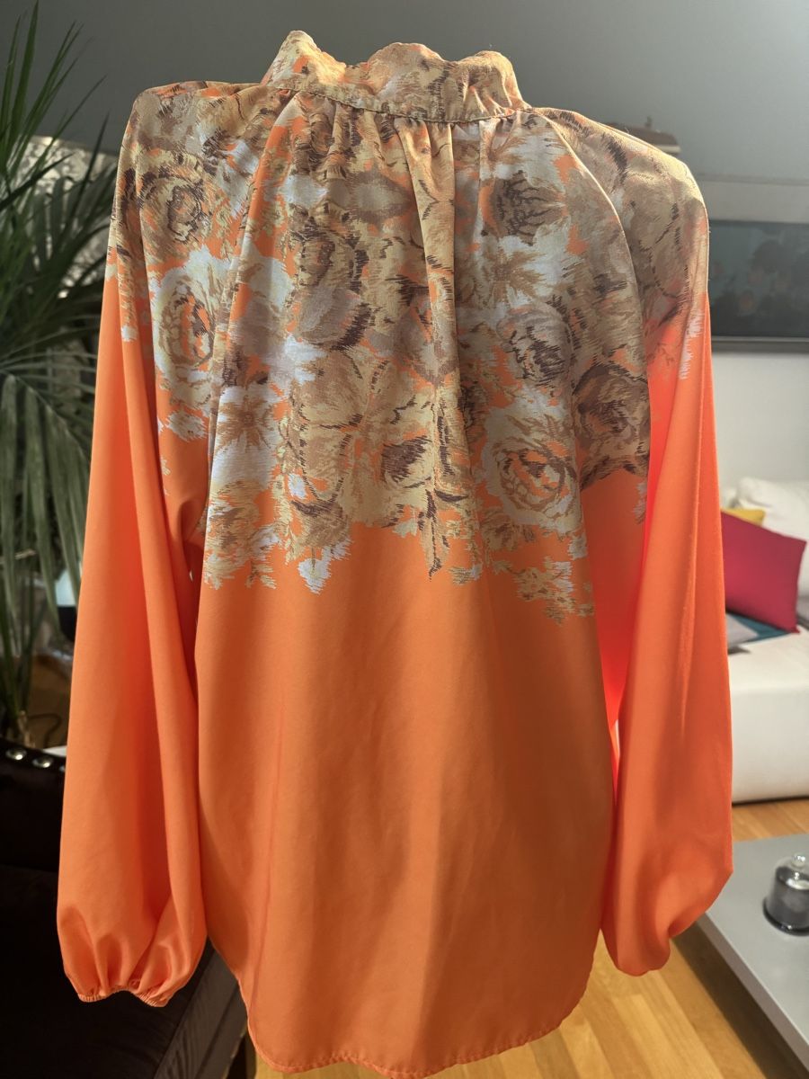 Camicette: Chemisier femme – Nuovo (secondo la descrizione) da Neuchâtel venduto da yul_rg8p 2