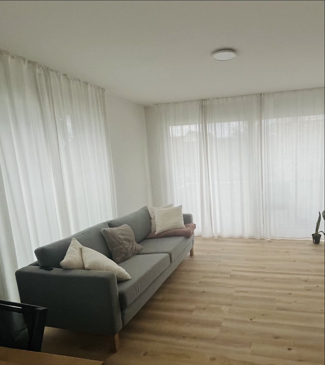 Sofas: Sofa Grau – Gebraucht aus Zürich von tan_257j