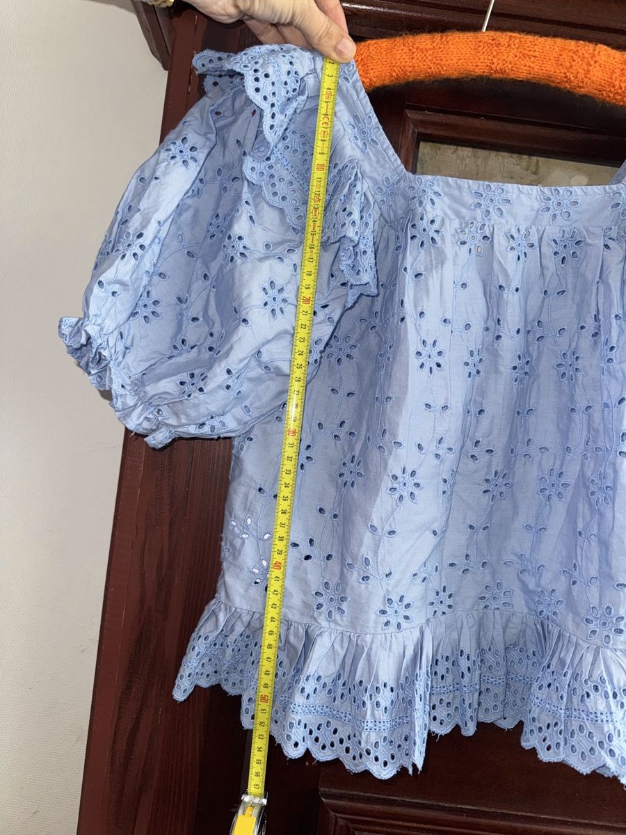 Top: Spitzentop Top Oberteil Broderie Anglaise – Usato da Obfelden venduto da tan_9lj9 2
