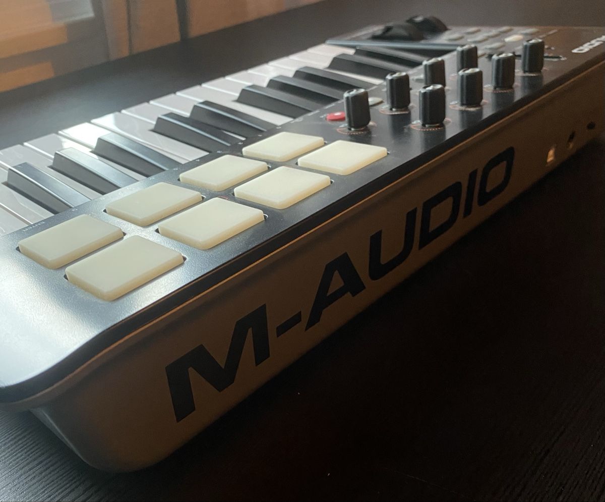 M-Audio Mischpulte: M-Audio Oxygen 25 USB MIDI Controller – top Zustand – Neu (gemäss Beschreibung) aus Kirchberg BE von swiss_slab 2