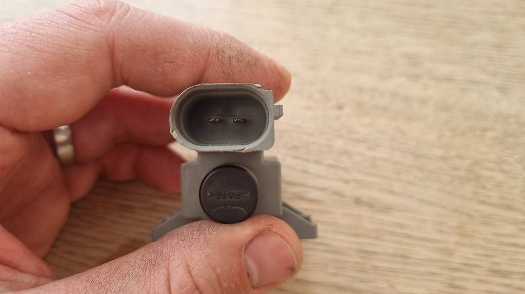 Componenti elettronici: Magnetventil 079 906 283 D – Usato da Parpan venduto da giacco3 1