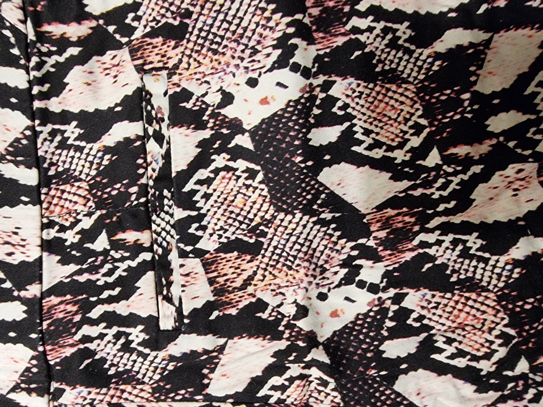 H&M Pantaloni: Shorts von H&M – Nuovo (secondo la descrizione) da Pratteln venduto da Ebruli89 2