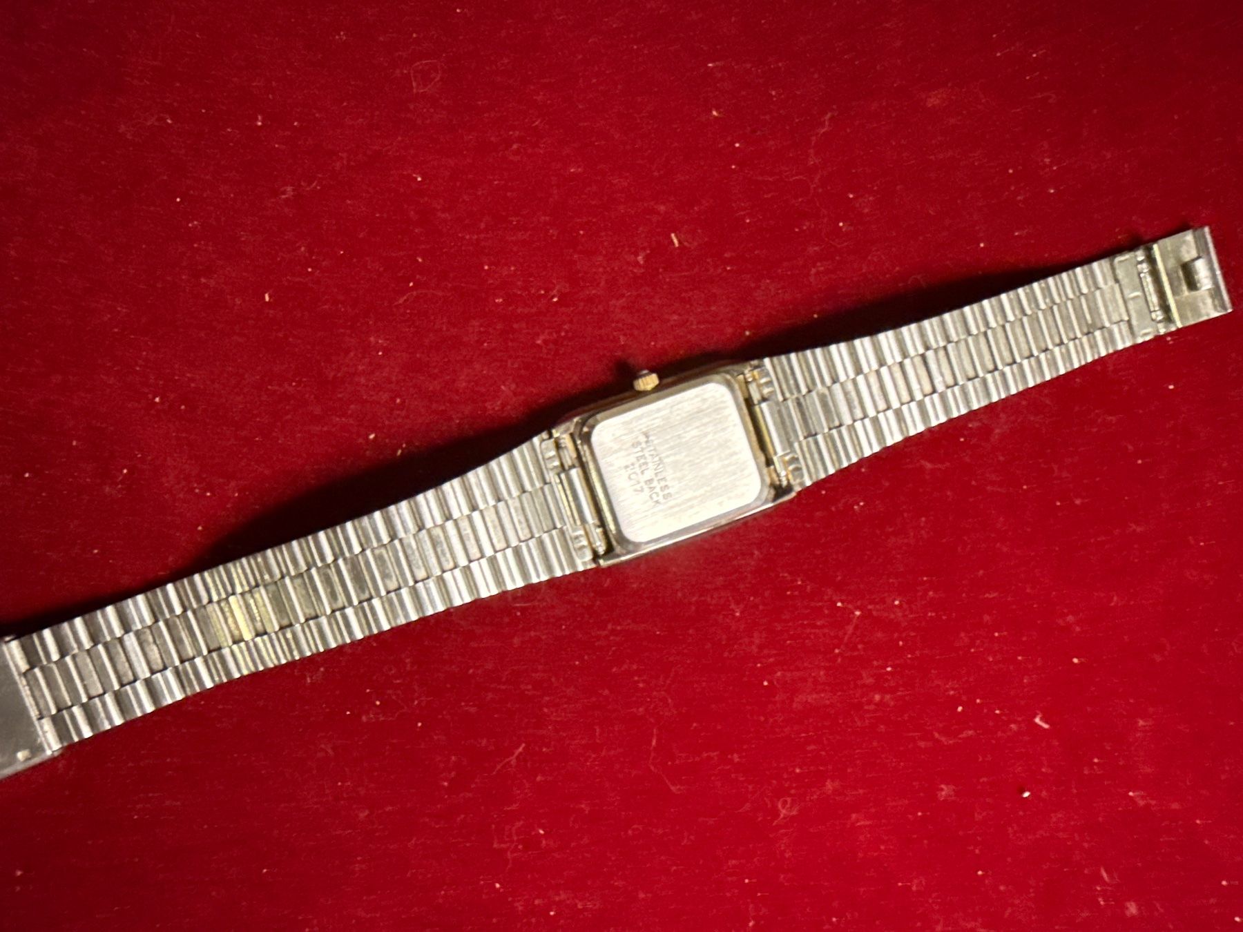 Mondaine Orologi: Mondaine Tank 23.5 mm – Usato da Pfeffingen venduto da Allhandelklgwatches 3
