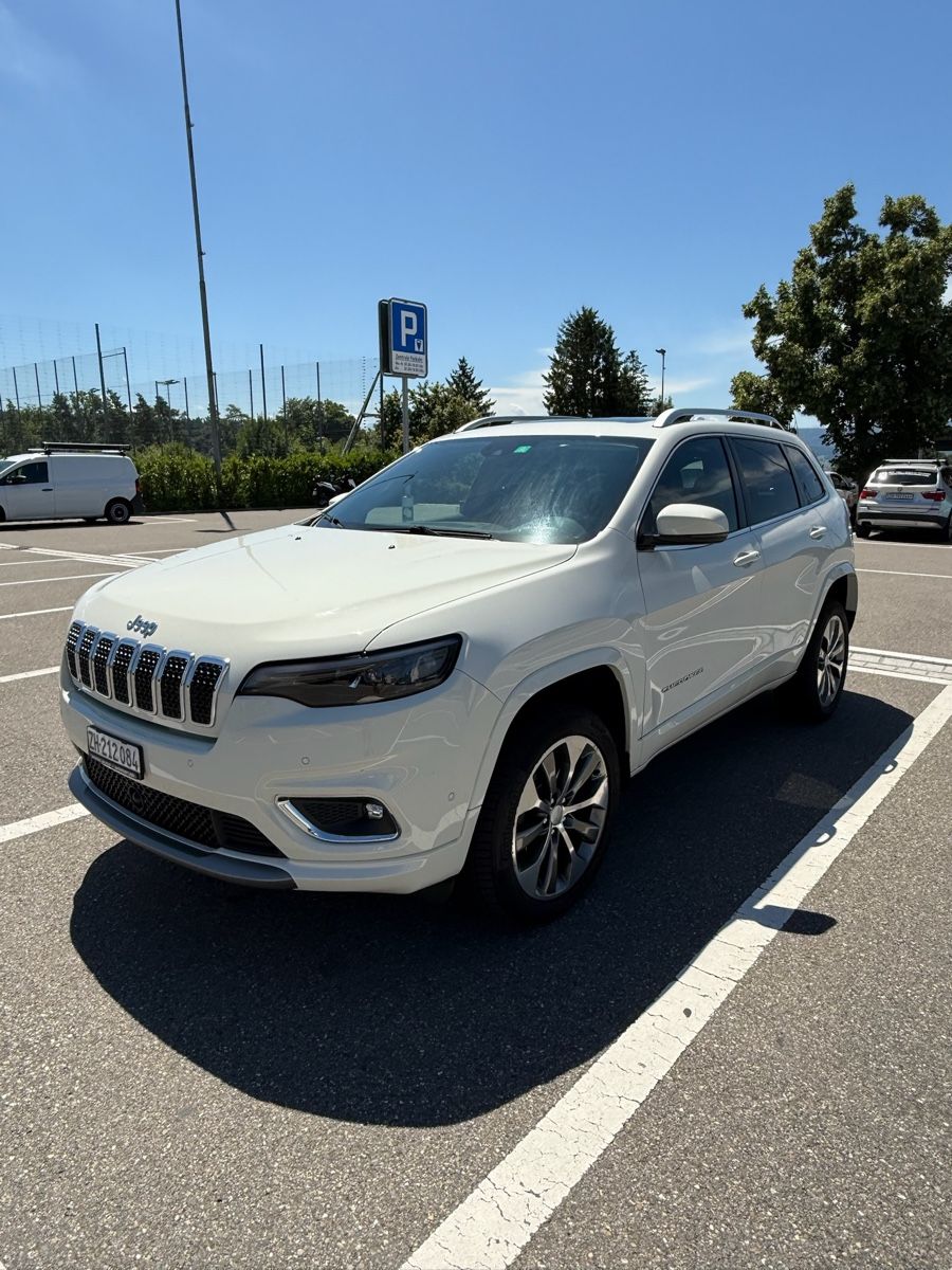 Jeep Automobili: Jeep Cherokee 2.2 TD – Usato da Erlenbach ZH venduto da lya_8hw8