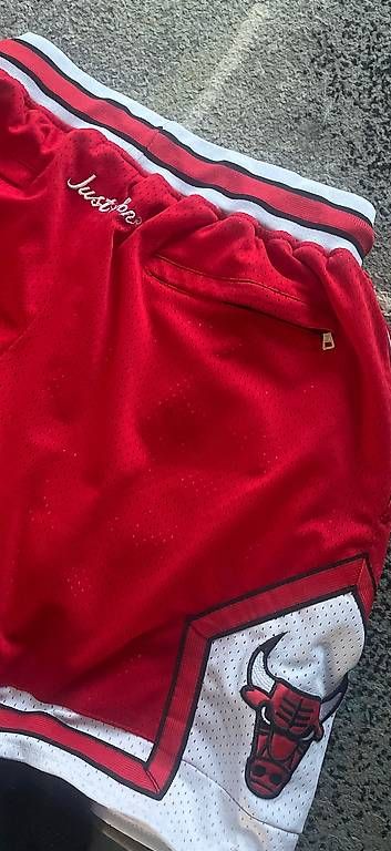 Hosen: Pantaloncini da basket Chicago Bulls – Gebraucht aus Melano von tiz_j95w 1