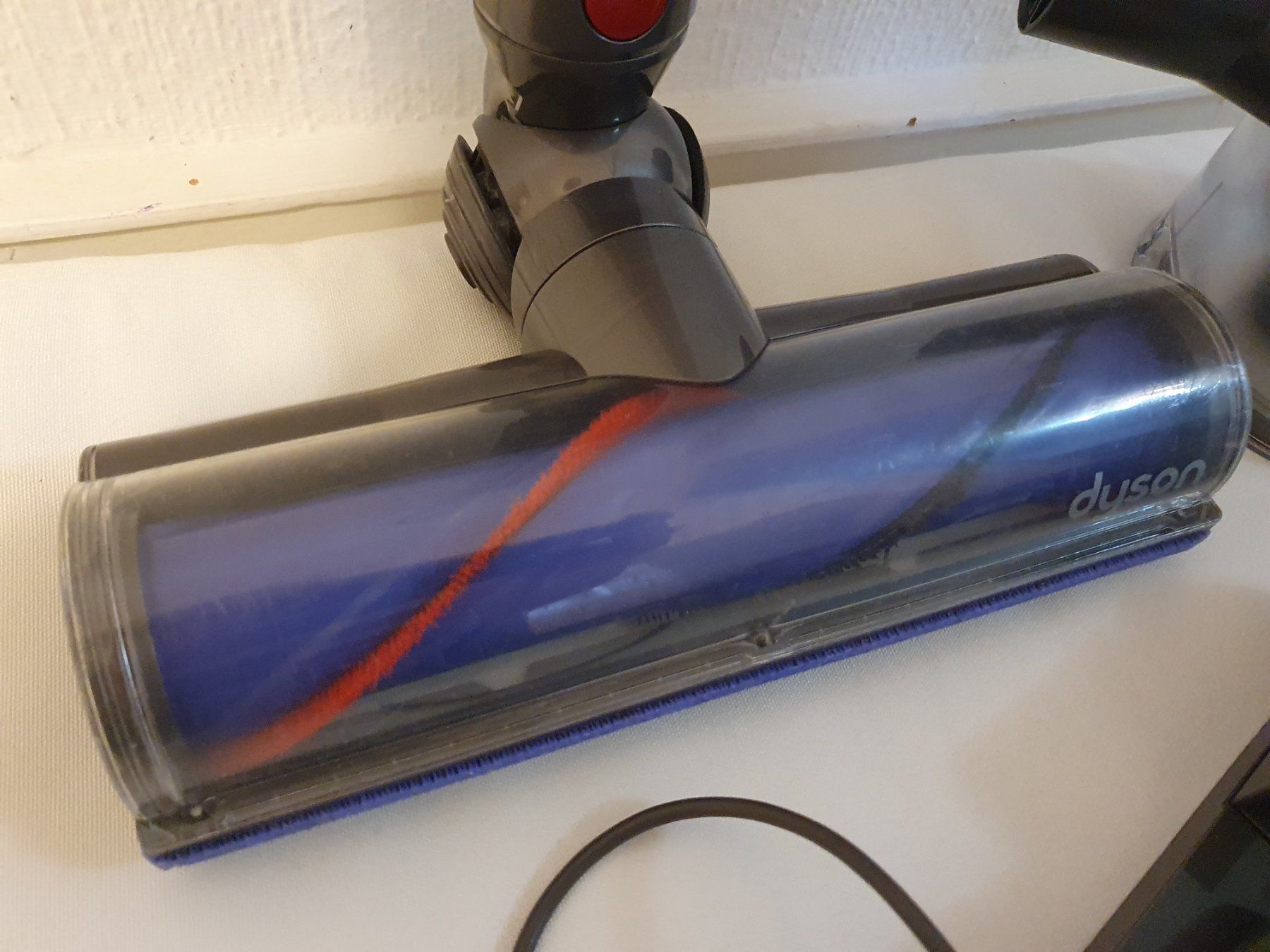 Dyson Staubsauger & Zubehör: Dyson V7 – Gebraucht aus Lausanne von Af2016 7
