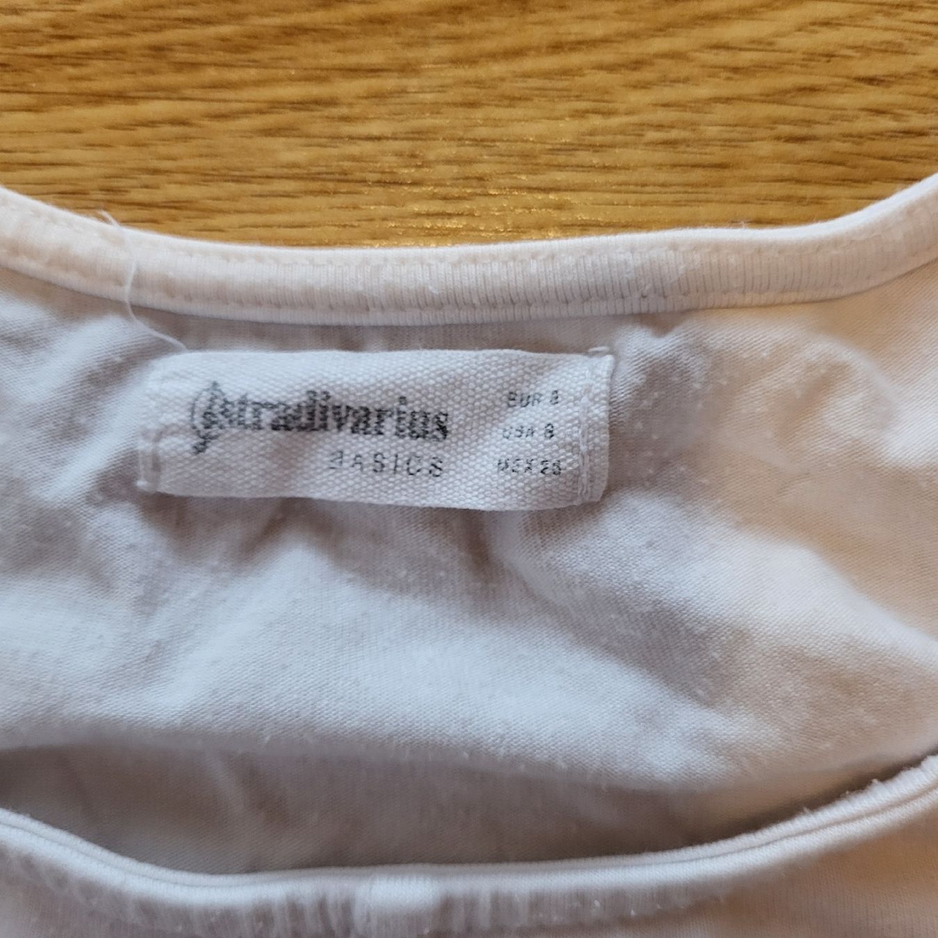 Stradivarius Top: Crop top y2k noué devant – Usato da Montcherand venduto da mam_6ctf 1