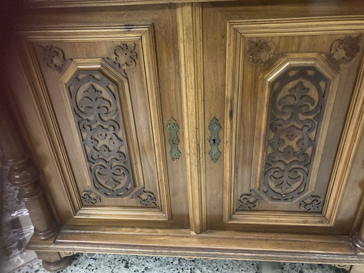 Commodes: Kommode, 2 Türen, 2 Schubladen, Nussbaum – D'occasion à Zürich par Mueschelmau 5