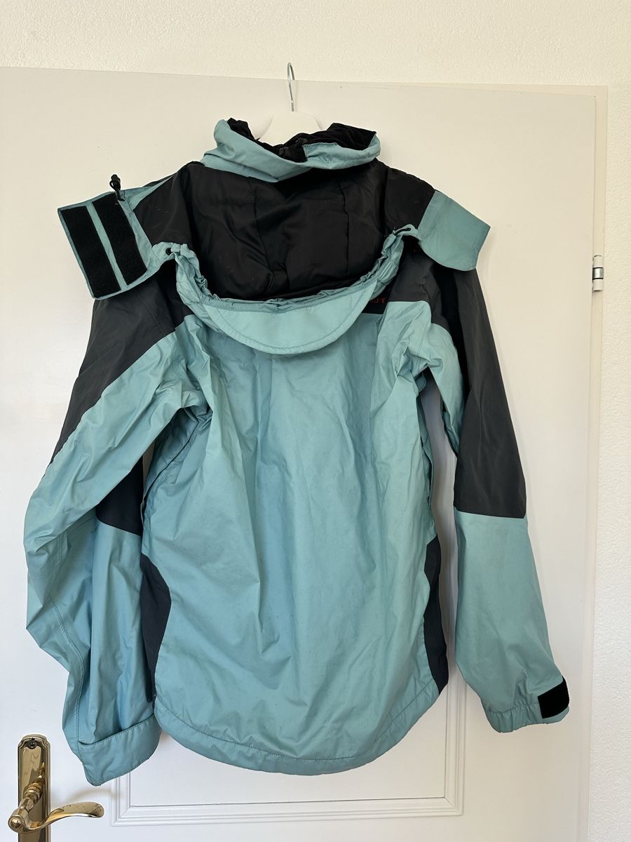 Mammut Giacche: Mammut Regenjacke – Usato da Sarmenstorf venduto da SamiraB. 1