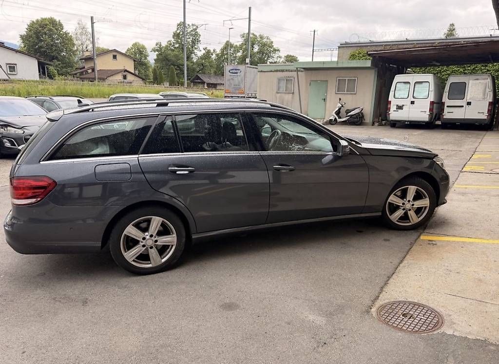 Automobili: Mercedes E350 Diesel Bluetec 4 Motion  – Usato da St. Gallenkappel venduto da inf_bc2j 2