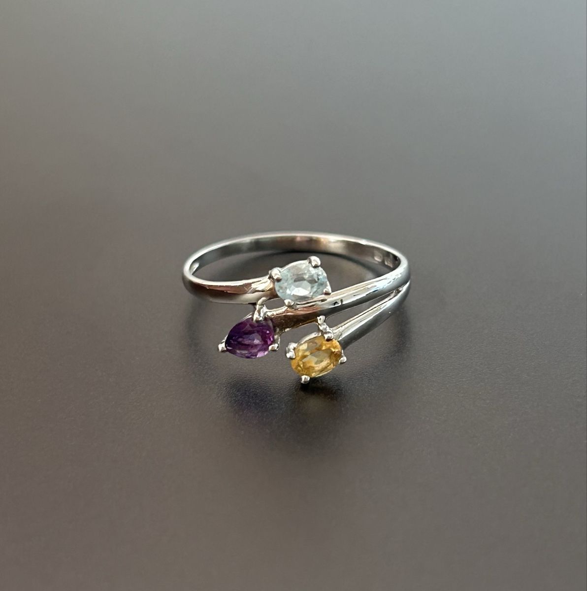 Ringe: Bague colorée 750 – Gebraucht aus Zürich von malia. 1