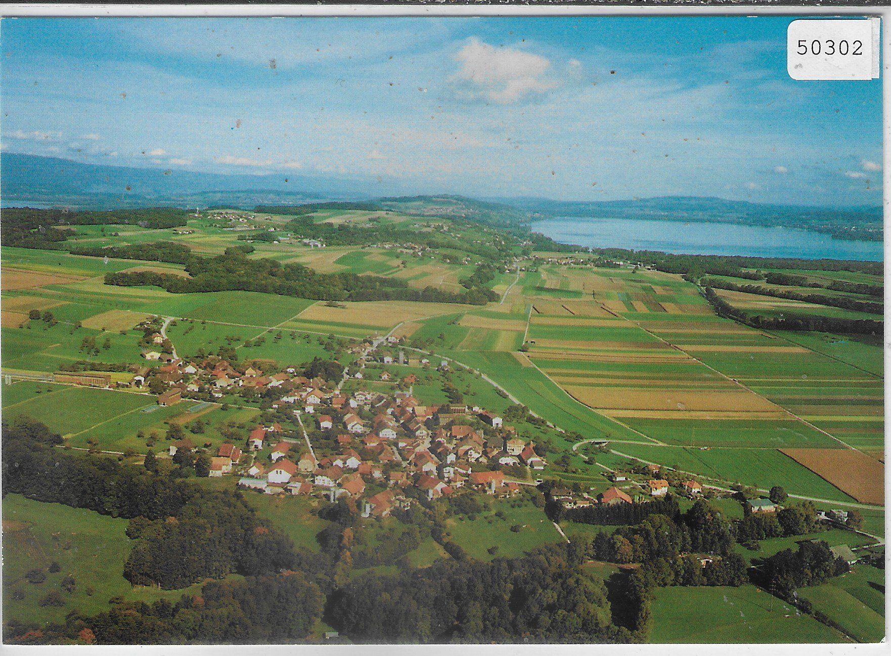 Cartoline postali: Villars-le-Grand - Vue aerienne – Usato da Ettingen venduto da Kartenplanet