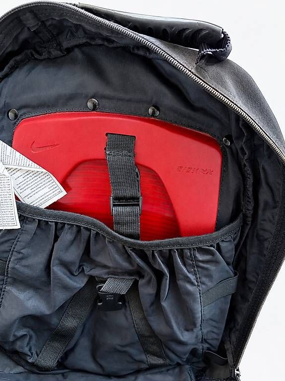 Zaini:  Nike Rucksack  robust, seltenes Modell  TOP Preis  – Usato da Zürich venduto da Kumango 1