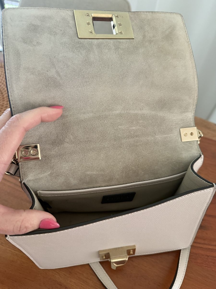 Furla Borse da donna: Furla Tasche in beige/grau – Usato da Dietlikon venduto da Moncler2010 3