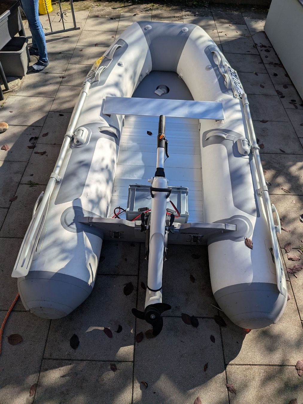 Zodiac Boote: Zodiac Schlauchboot mit Elektromotor – Gebraucht aus Bönigen von Puma7 1