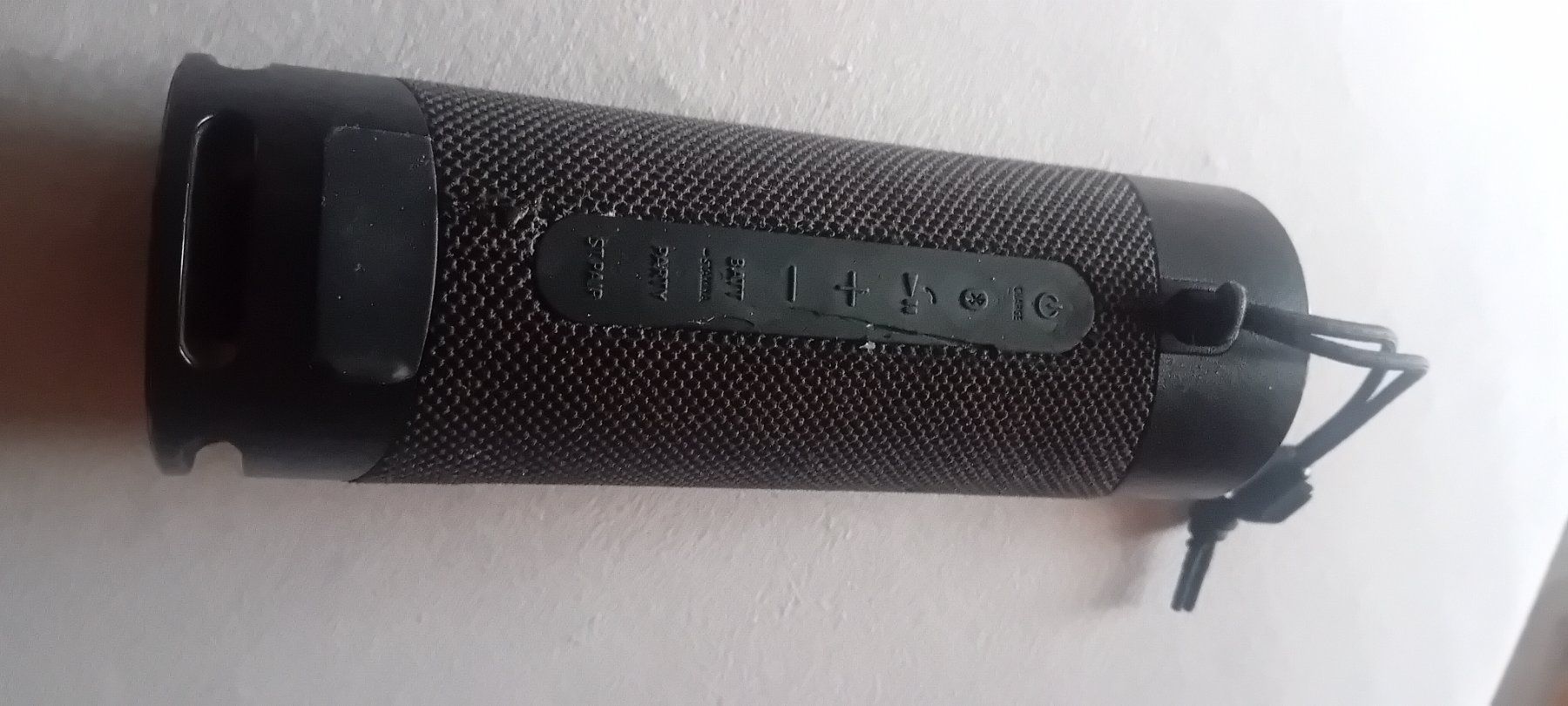 Televisori: 2×Tv...1×bluetooth speaker....DEFEKT – Usato da Rothrist venduto da Y.altun 6