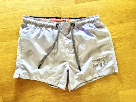 Badehose Superdry Grösse M Men Flieder ungetragen Netz 