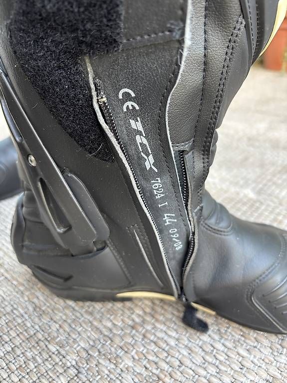 TCX Scarpe da uomo: Motorrad Stiefel Gr.44 – Usato da Uster venduto da rol_m7wz 1