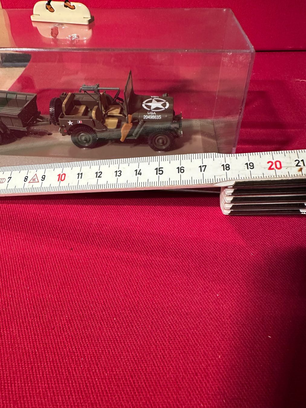 Jeep Modellini d'auto: Figurine Tintin sur Jeep Willys MB - Objet de collection – Usato da Lausanne venduto da vas_cdb2 6