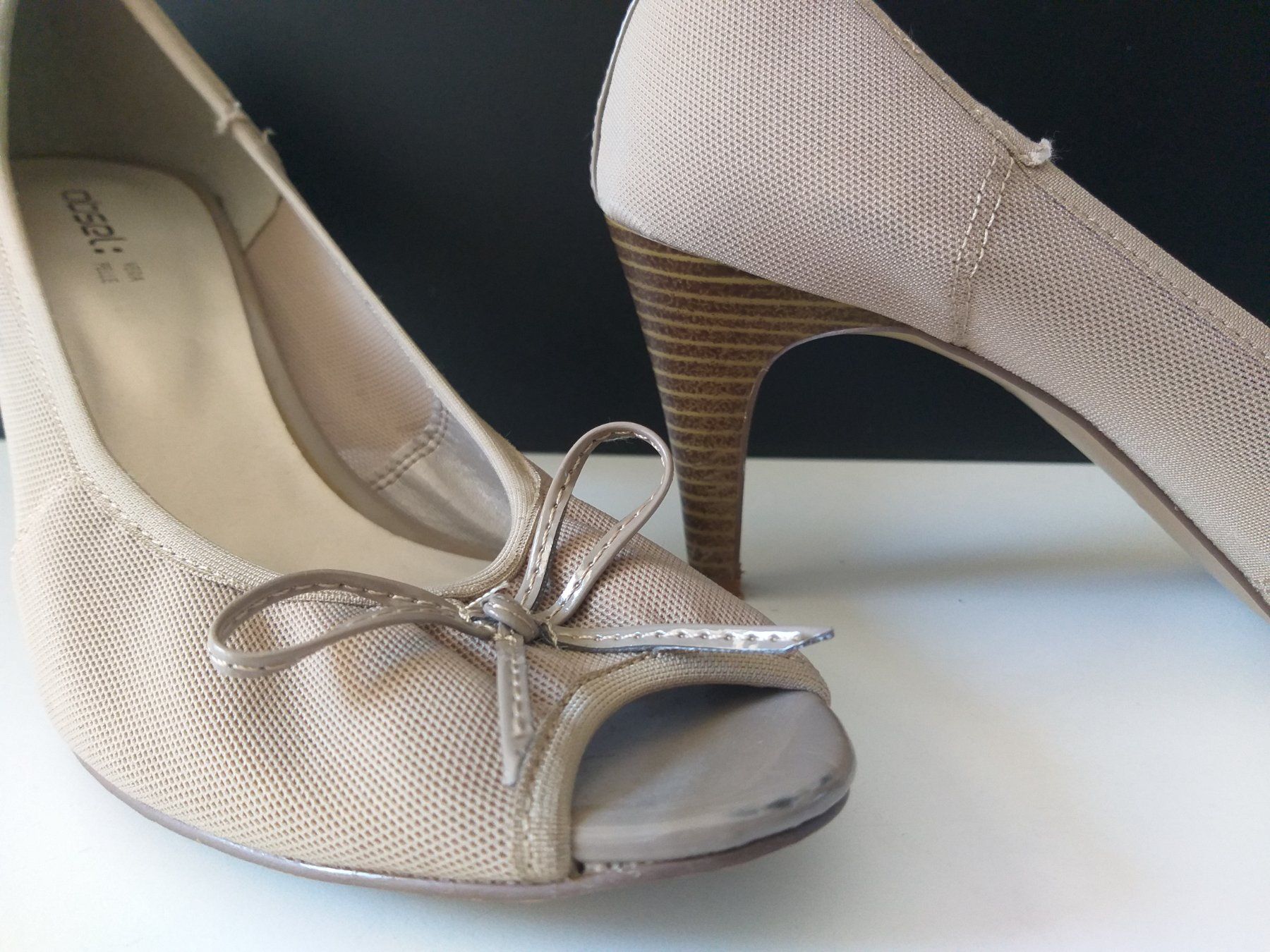 Scarpe da donna: OBSEL Chaussures beige à talon pointure 40 – Usato da Cossonay-Ville venduto da Les_1001_perles 4