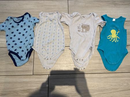 Sommer Bodys Junge 98 und 98/104 , 4 Stück