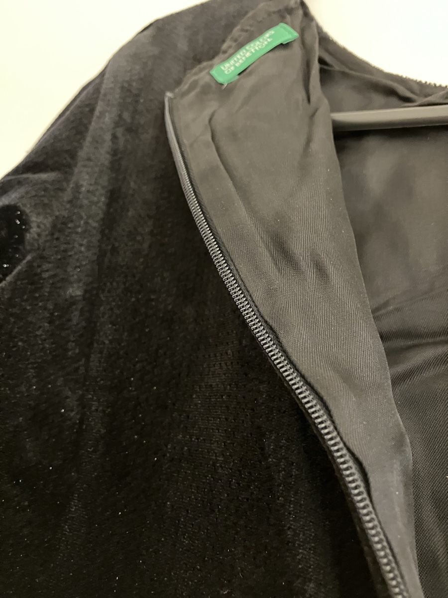 Benetton Vestiti & Gonne: Schwarzes Samtkleid Benetton 2XL 160 cm – Usato da Schmerikon venduto da Martina8716 2