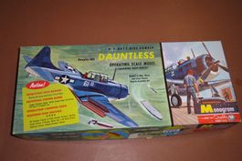 Maquette d'avion Douglas SBD Dauntless 2nde Guerre mondiale