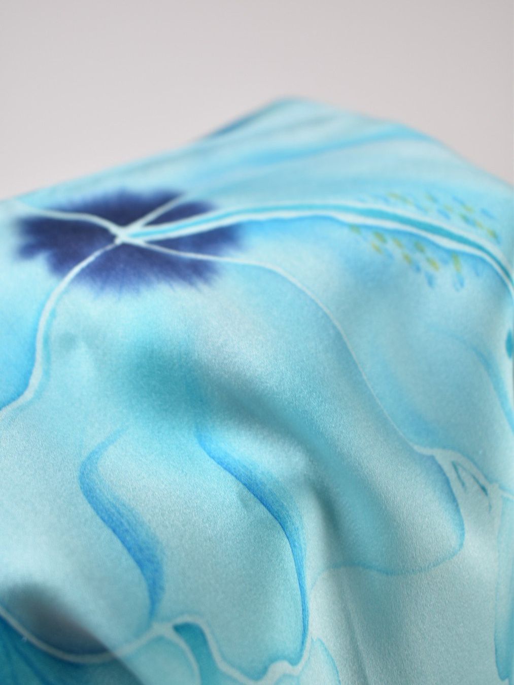 Foulards, Tücher & Schals: Seidentuch, handbemalt, Unikat, 103 x 103cm – Gebraucht aus Nürensdorf von 2ND_STORY 2