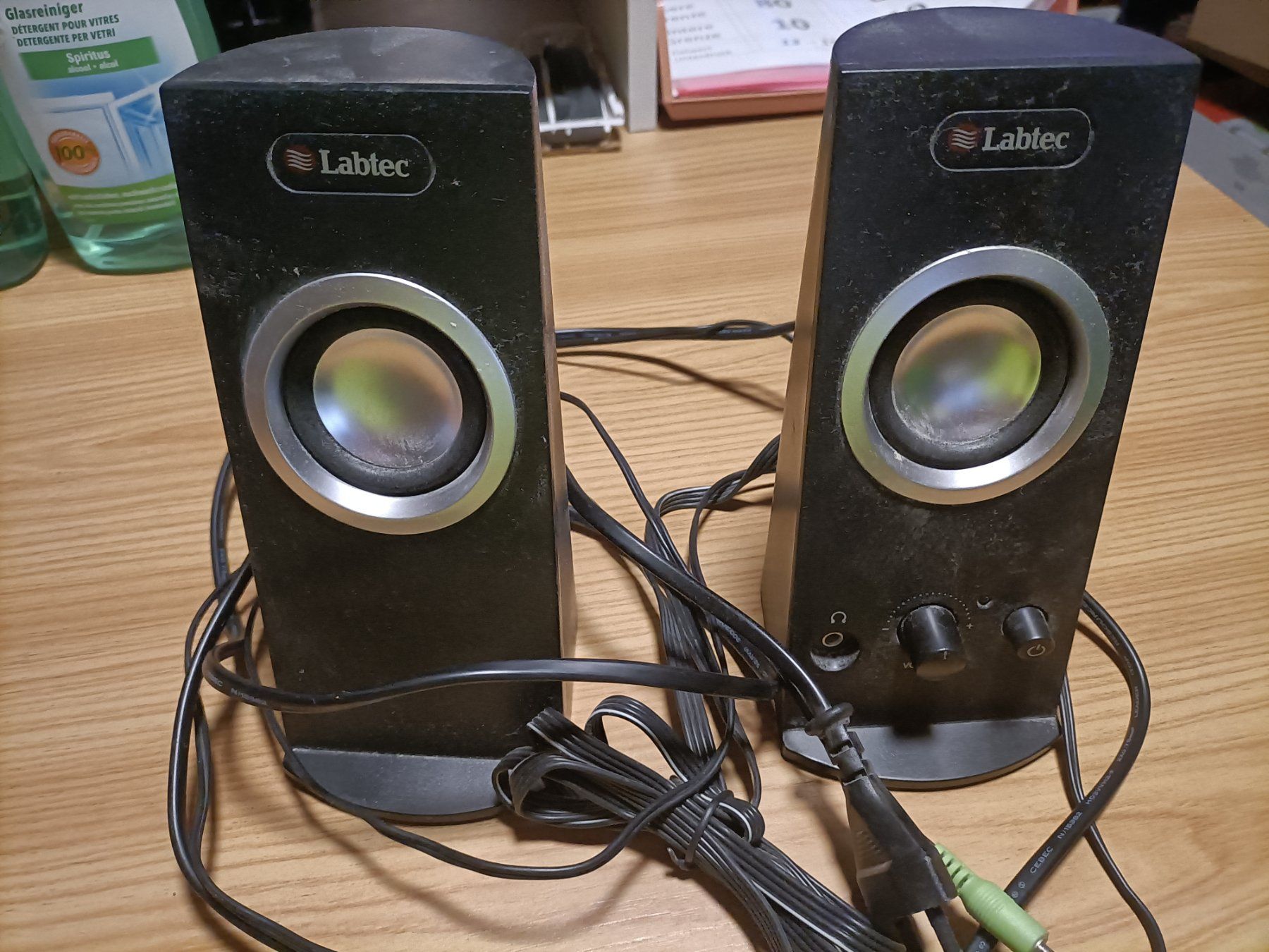 Lautsprecher: Labtec Lautsprecher - Ideal für PC oder Laptop! – Gebraucht aus Schöftland von Snacketti7