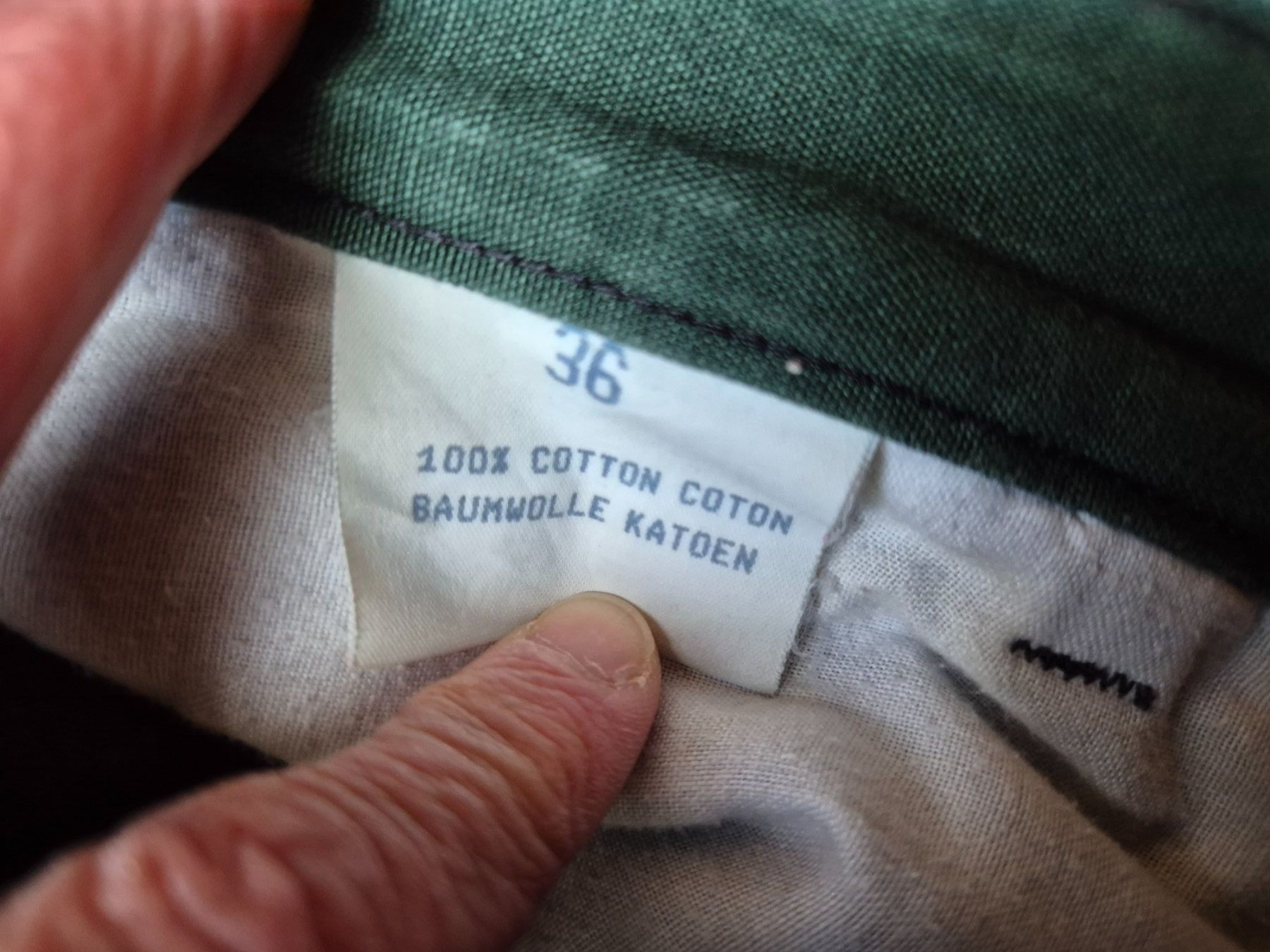 Jeans: Schwarze Jeans von Scapa Jeans 36 – Gebraucht aus Basel von Navona 3