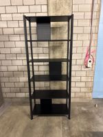 Schwarzes Regal - Modernes Design