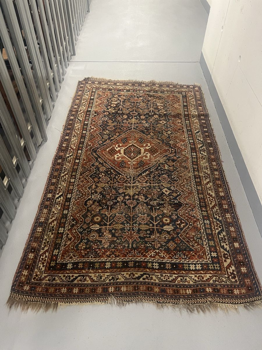 Tapis: Uralter Teppich – D'occasion à Aarburg par Annemarie16