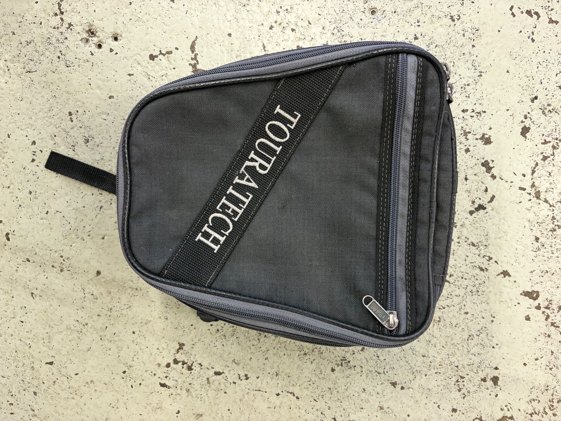 Sacs: Touratech Tasche Hecktasche – D'occasion à Neuhausen par Jeff.