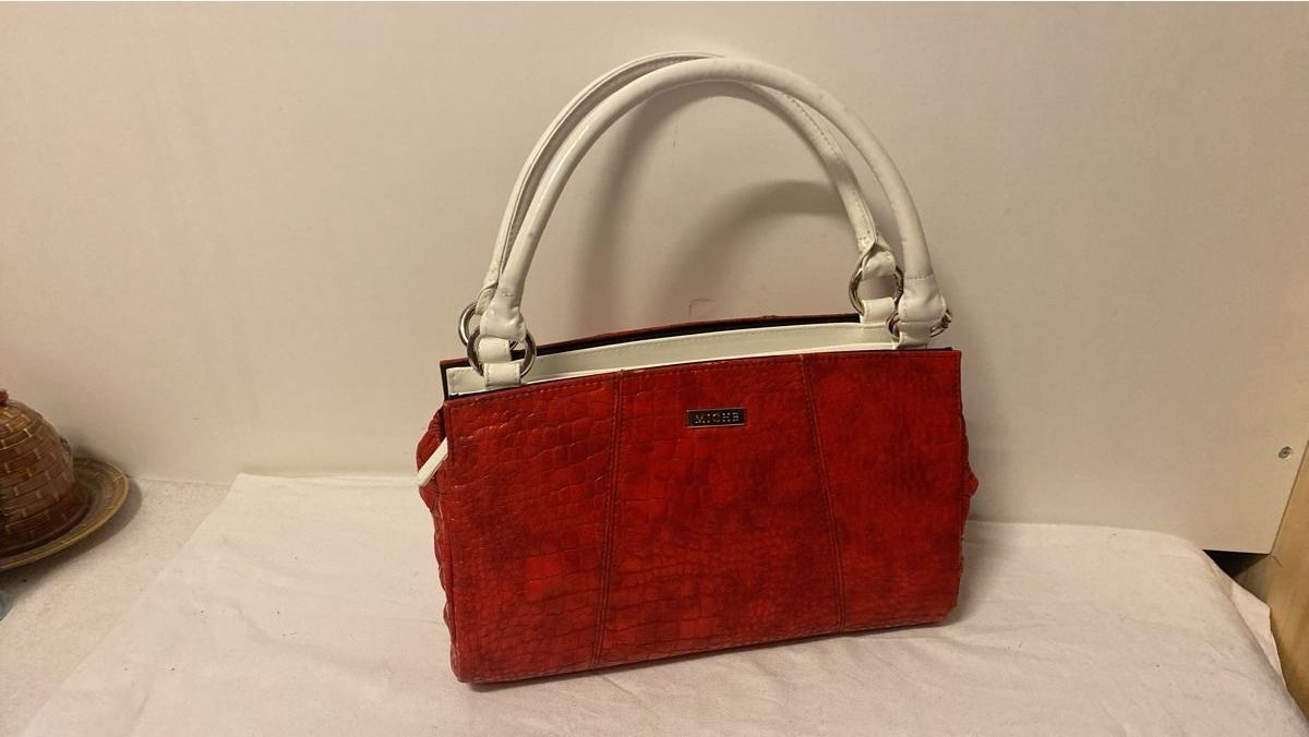 Borse da donna: Rote Handtasche MICHE Bag shells Classic – Usato da sursee venduto da trilli-tralli 1